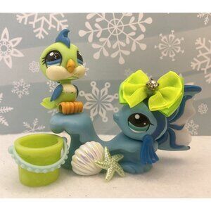 Authentic Littlest Pet Shop # 2455 2456 Blythe Hawaii Blue Fish &  Cockatoo